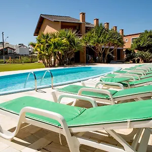 Costa Allegra Ingleses Inn